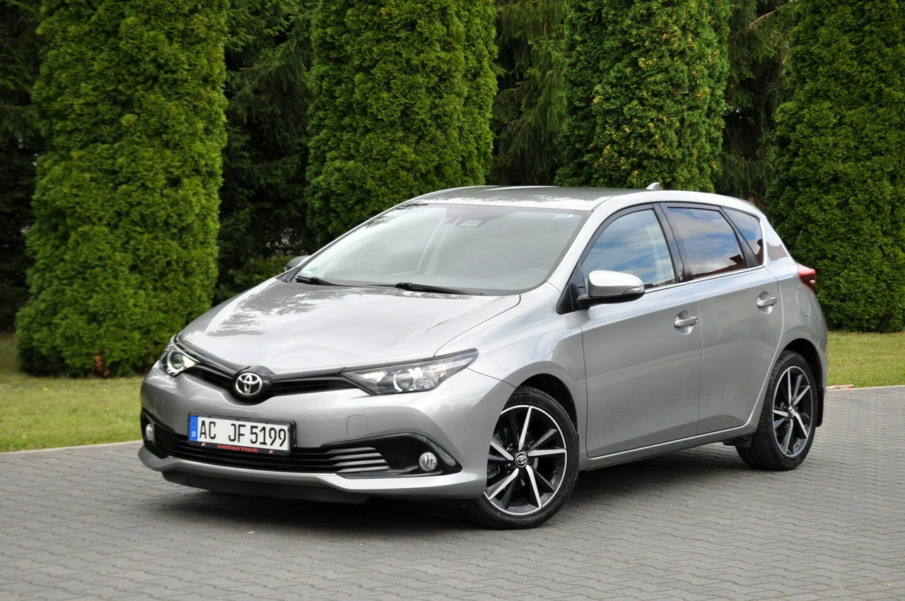 Toyota Auris - Zdjęcie 9
