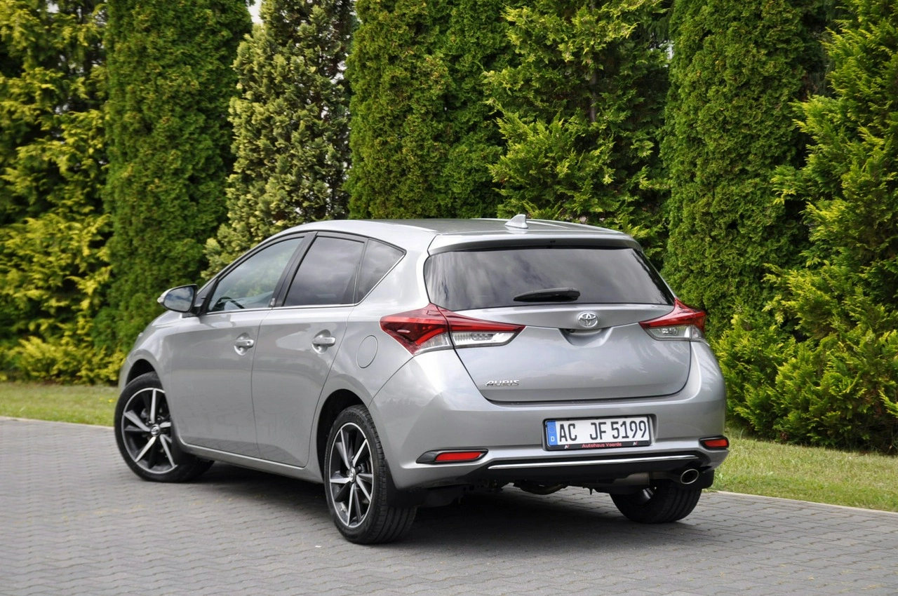 Toyota Auris - Zdjęcie 14