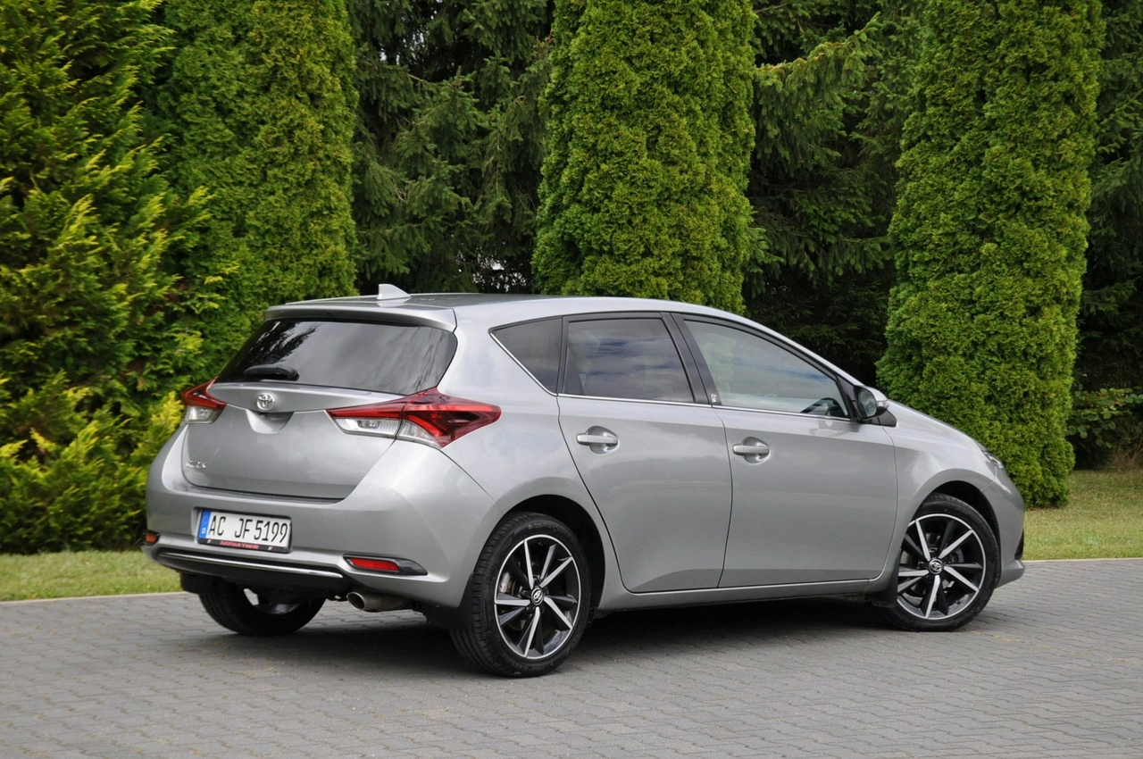Toyota Auris - Zdjęcie 5