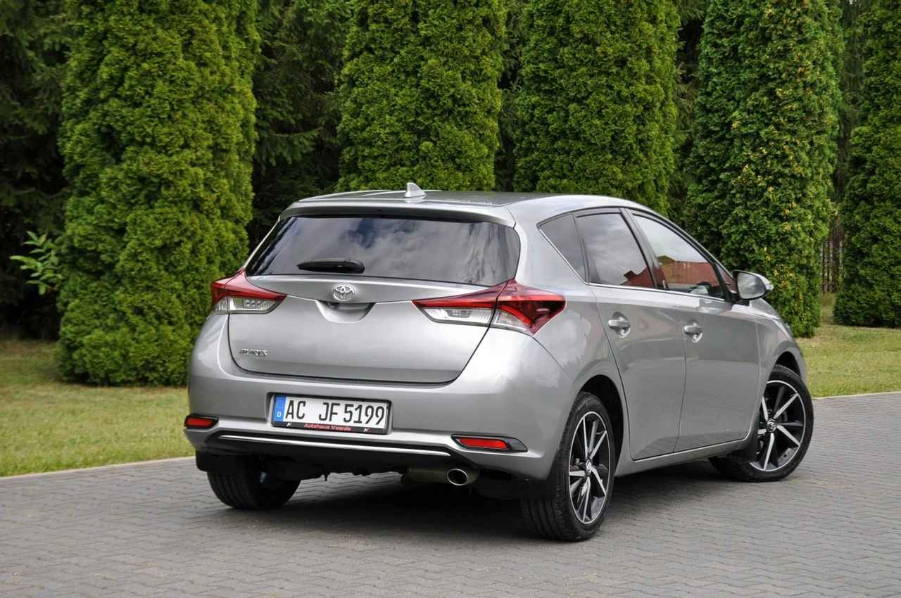 Toyota Auris - Zdjęcie 6