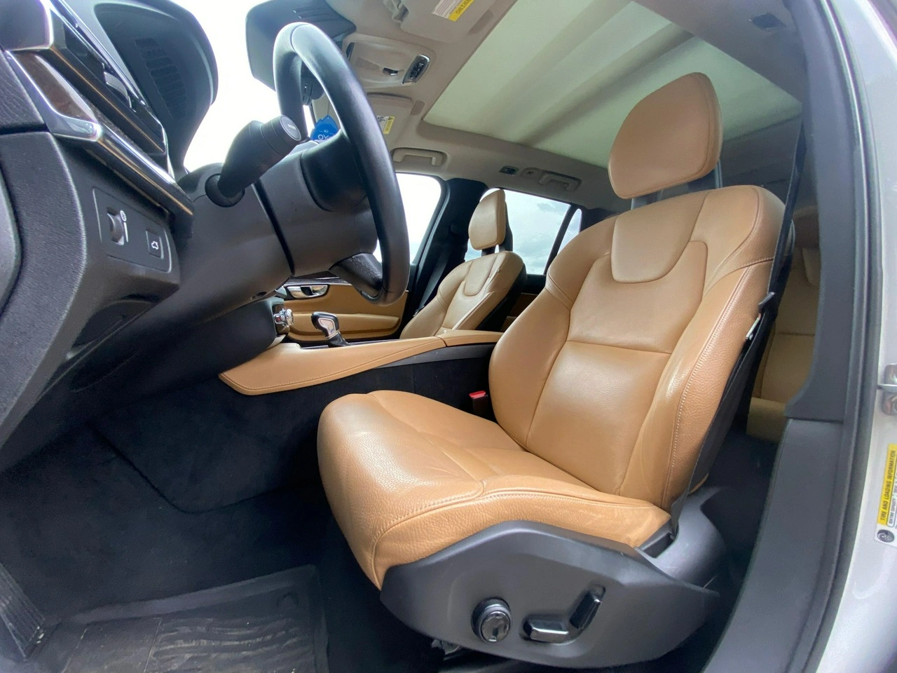 Volvo XC 90 - Zdjęcie 17
