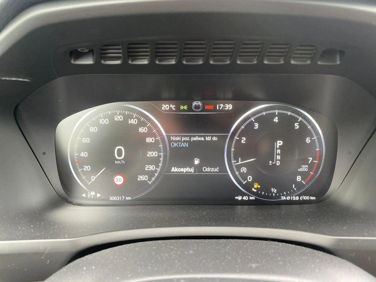 Volvo XC 90 - Zdjęcie 21