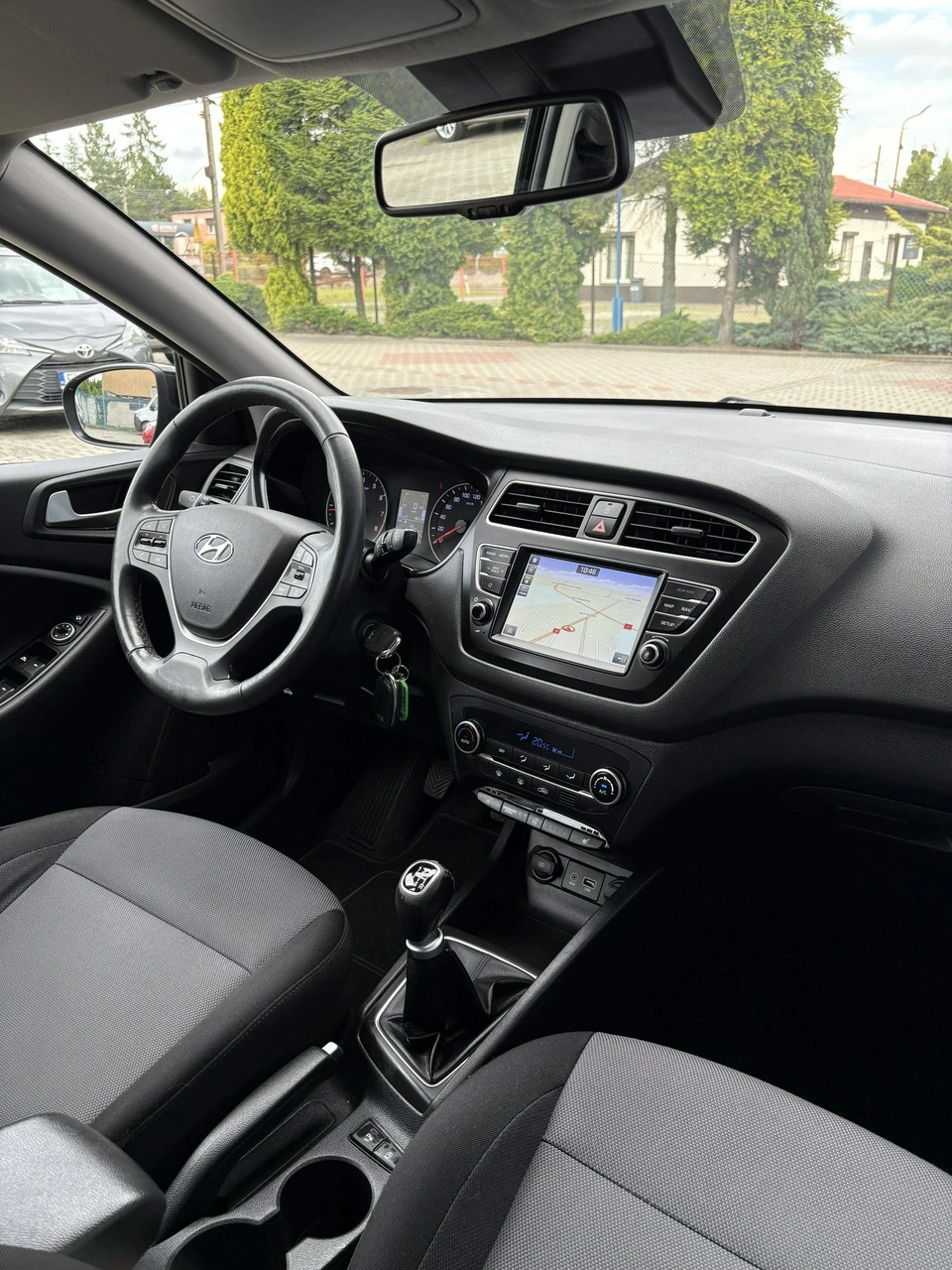 Hyundai i20 - Zdjęcie 13