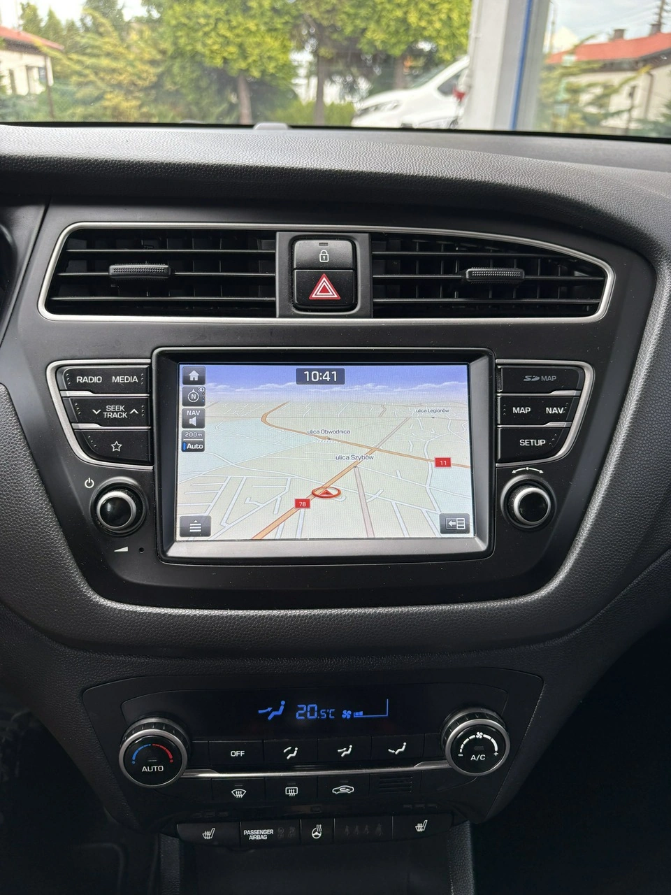 Hyundai i20 - Zdjęcie 26