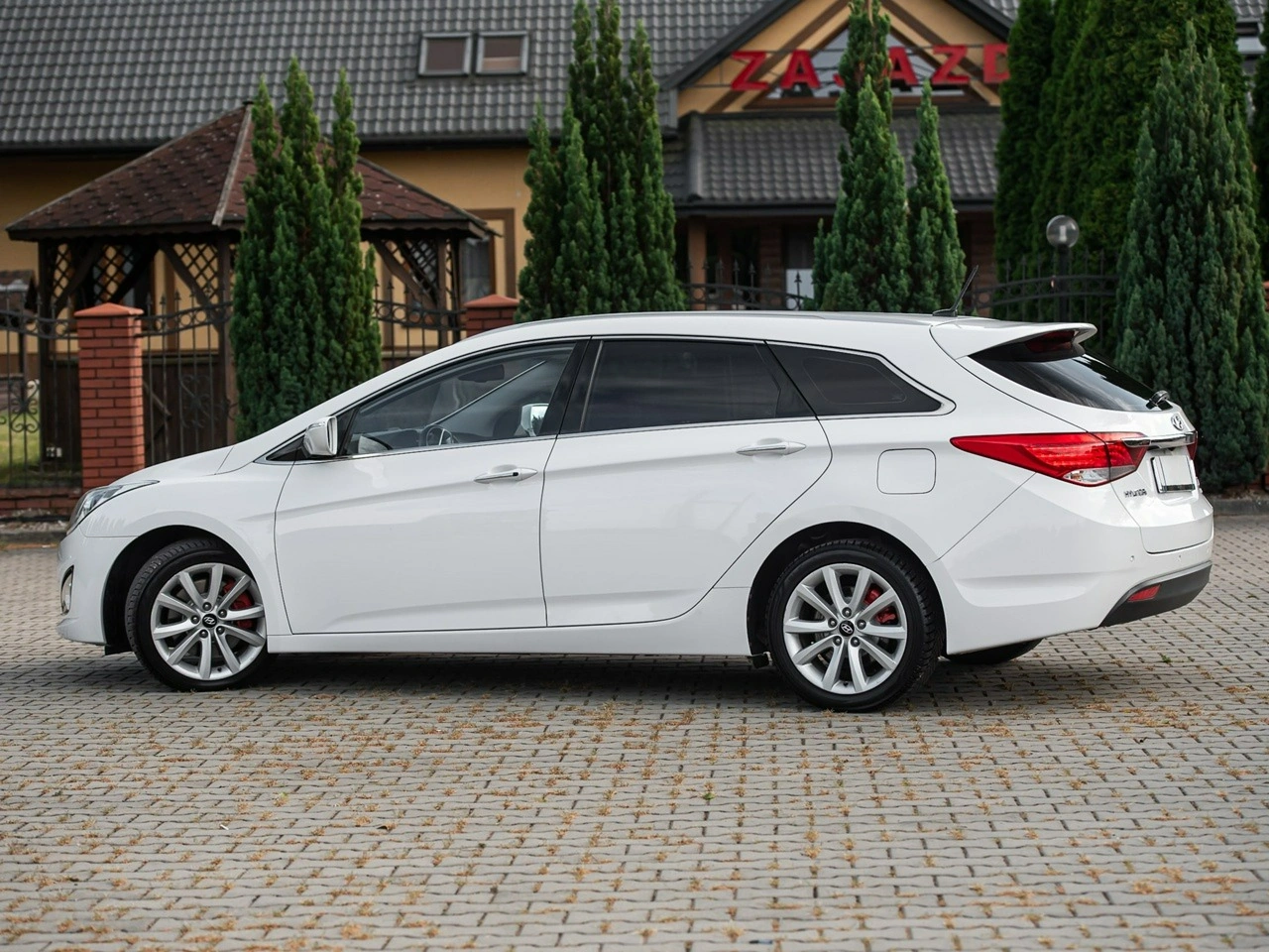 Hyundai i40 - Zdjęcie 12