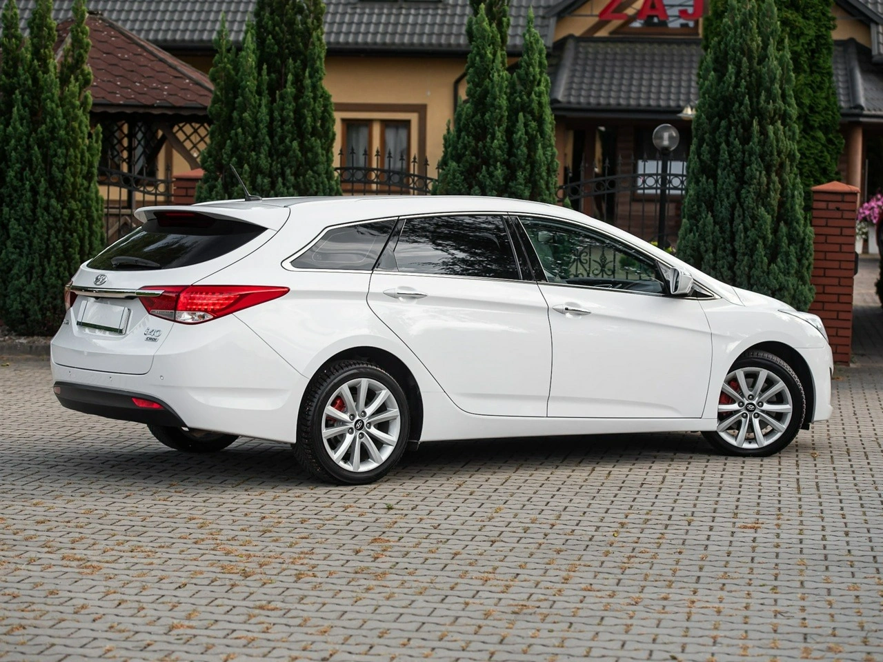 Hyundai i40 - Zdjęcie 16