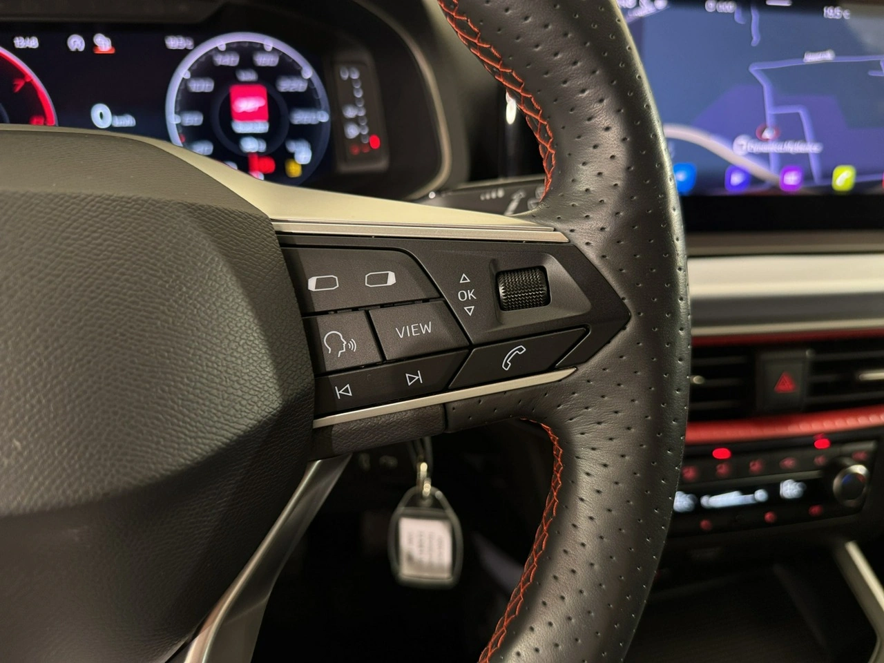 Seat Arona - Zdjęcie 16
