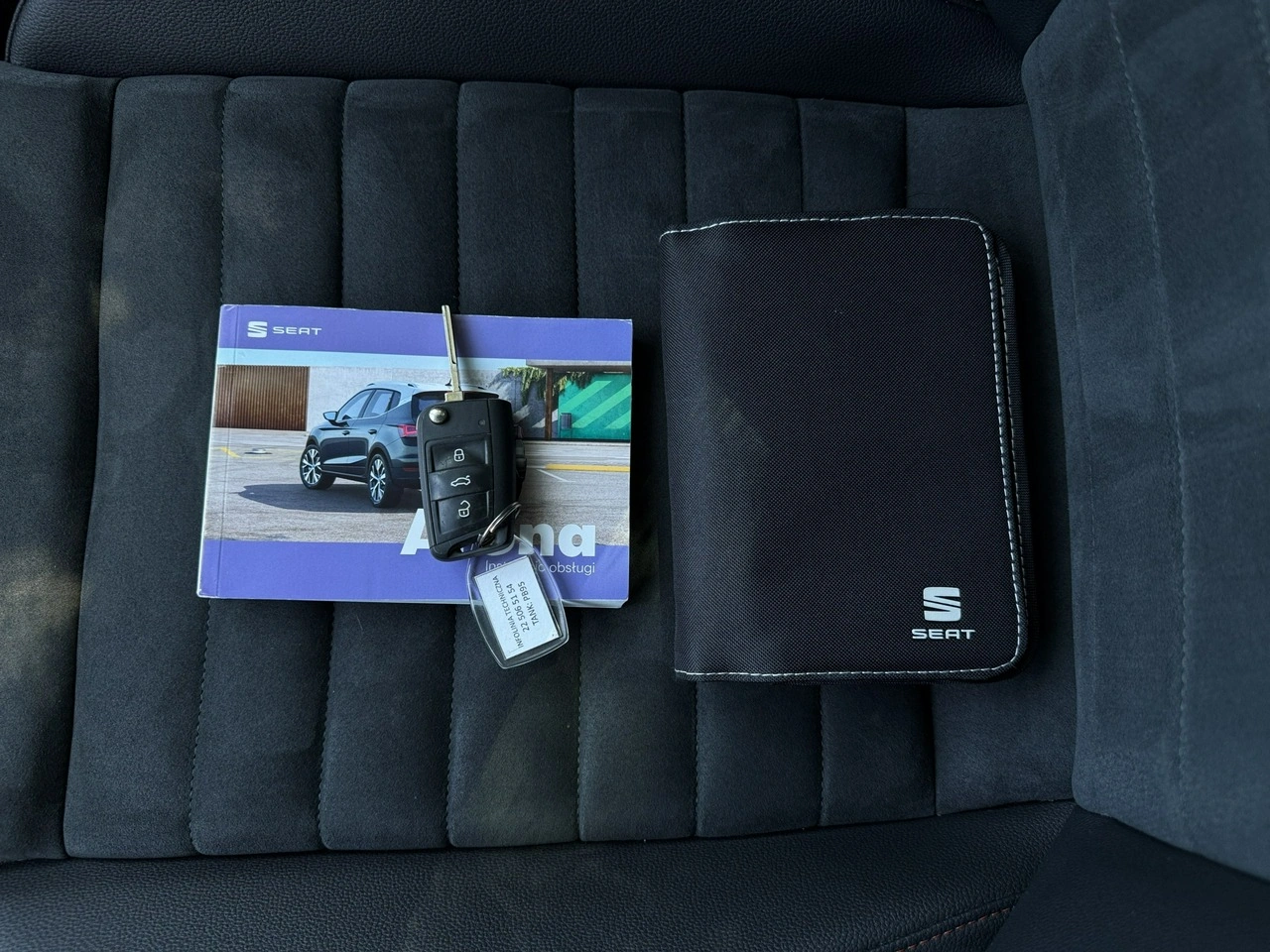 Seat Arona - Zdjęcie 28