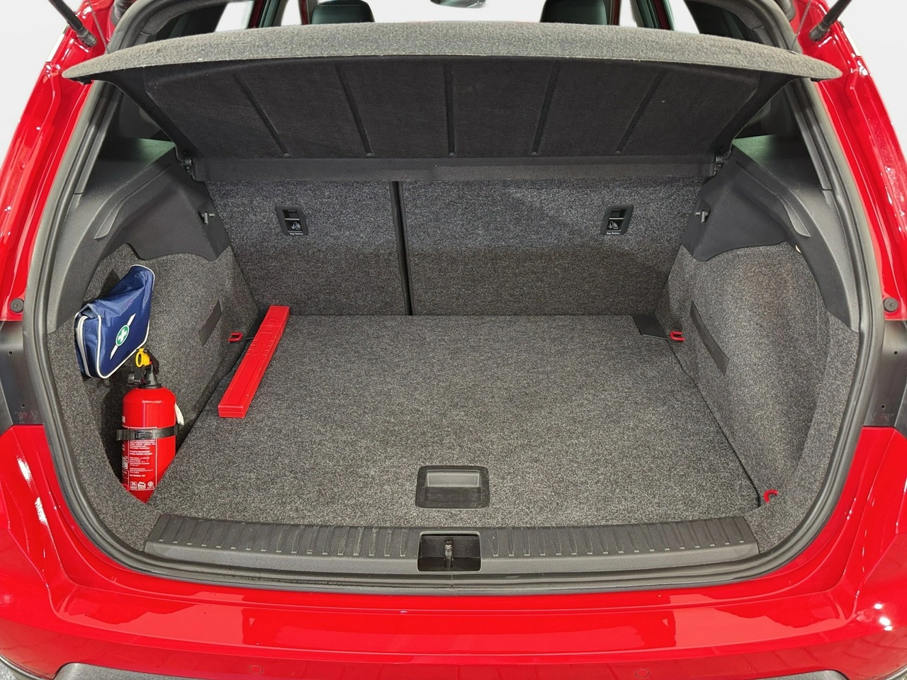 Seat Arona - Zdjęcie 24