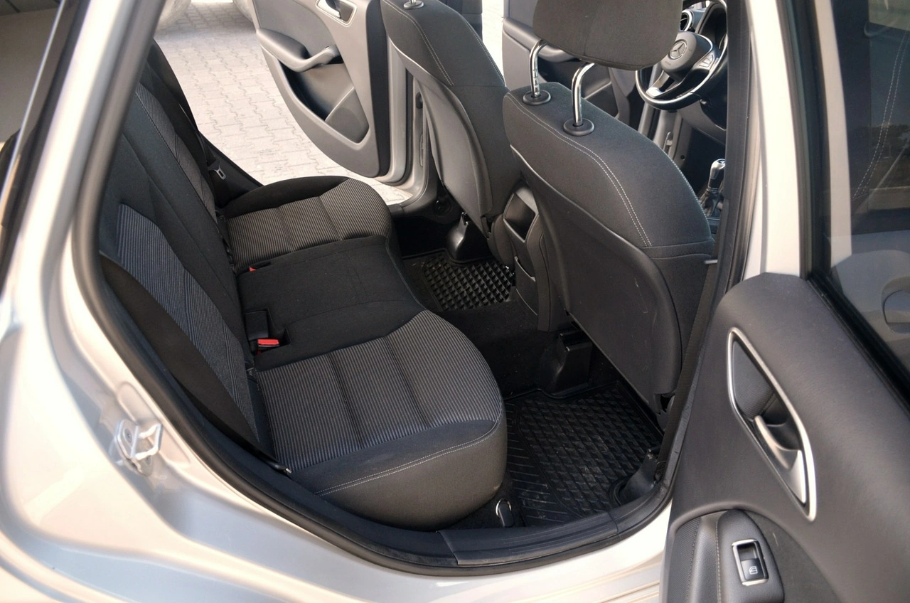 Mercedes B 180 - Zdjęcie 16