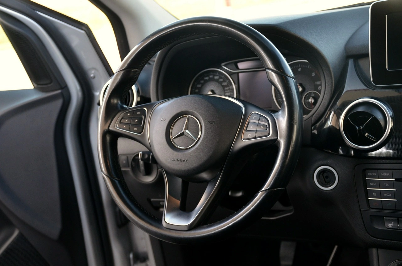 Mercedes B 180 - Zdjęcie 18