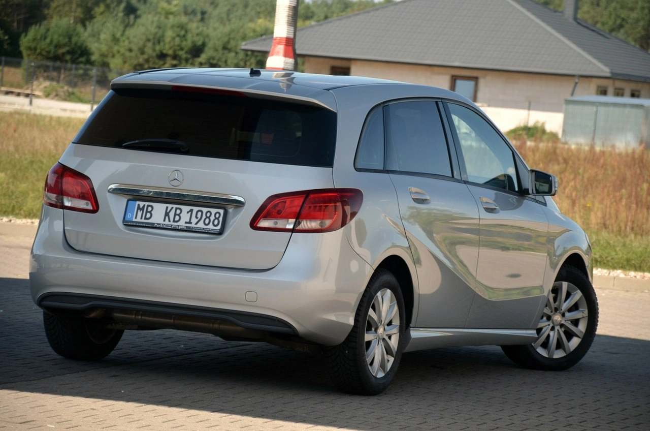 Mercedes B 180 - Zdjęcie 8