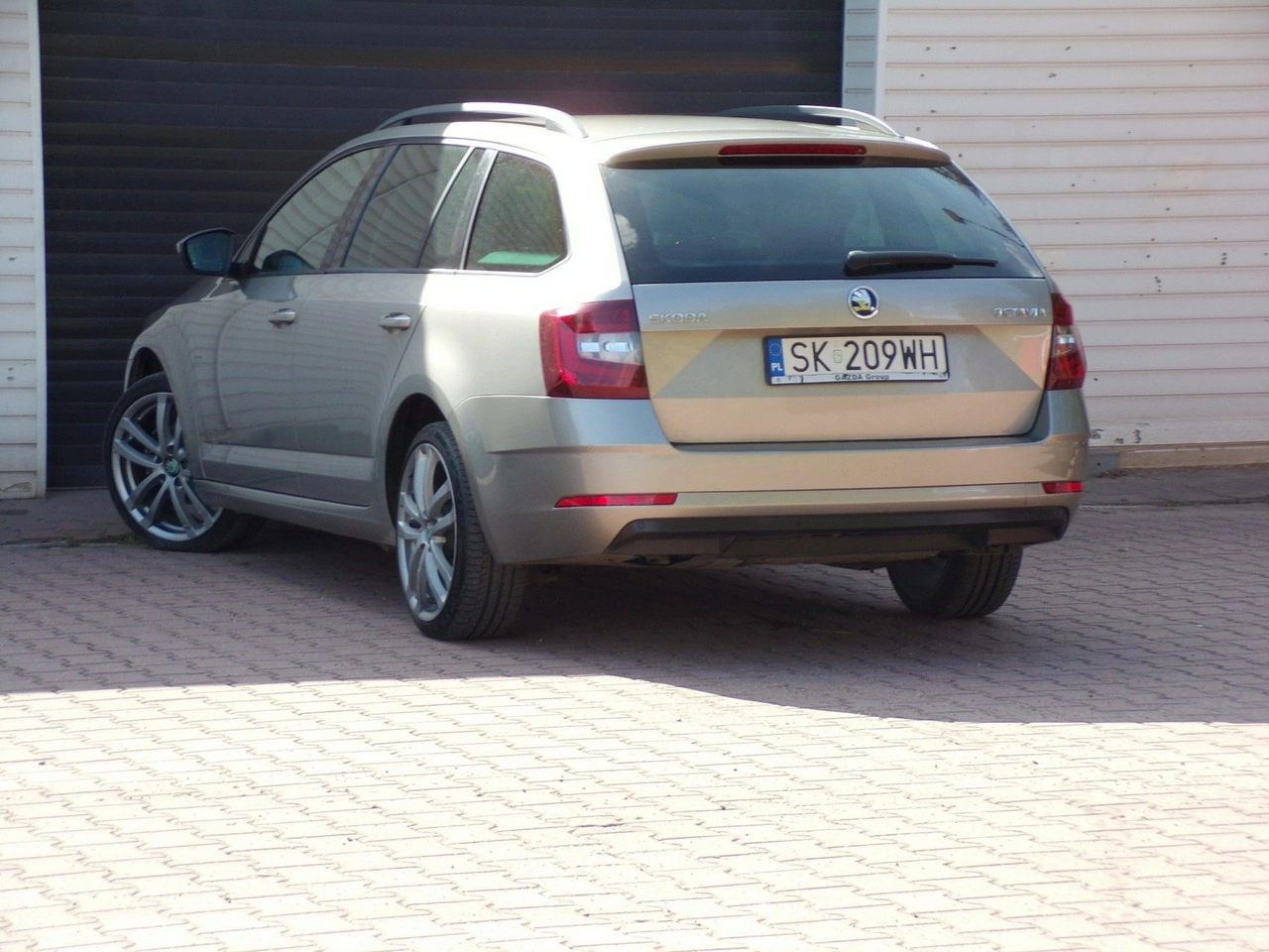Skoda Octavia - Zdjęcie 11