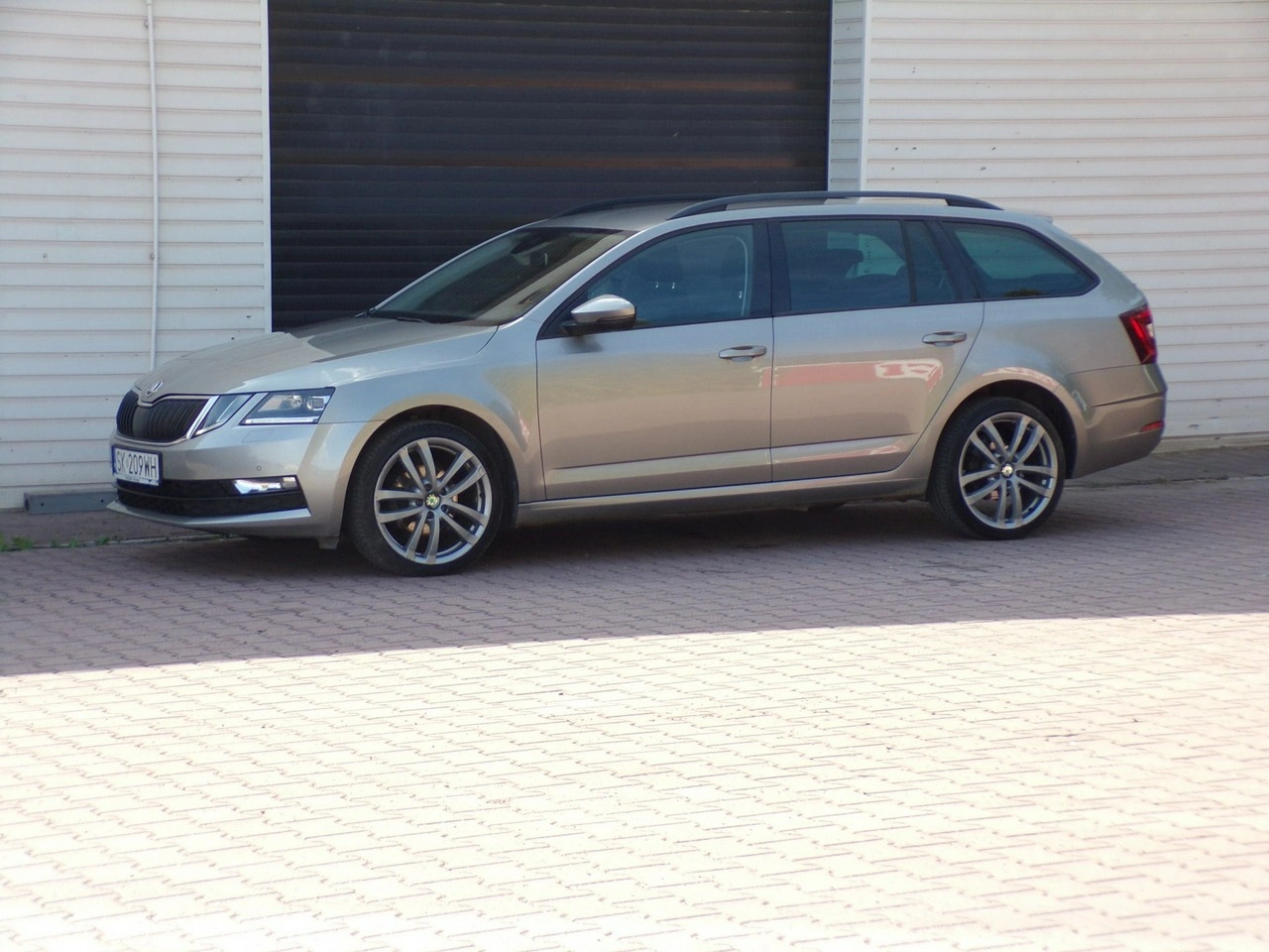 Skoda Octavia - Zdjęcie 5