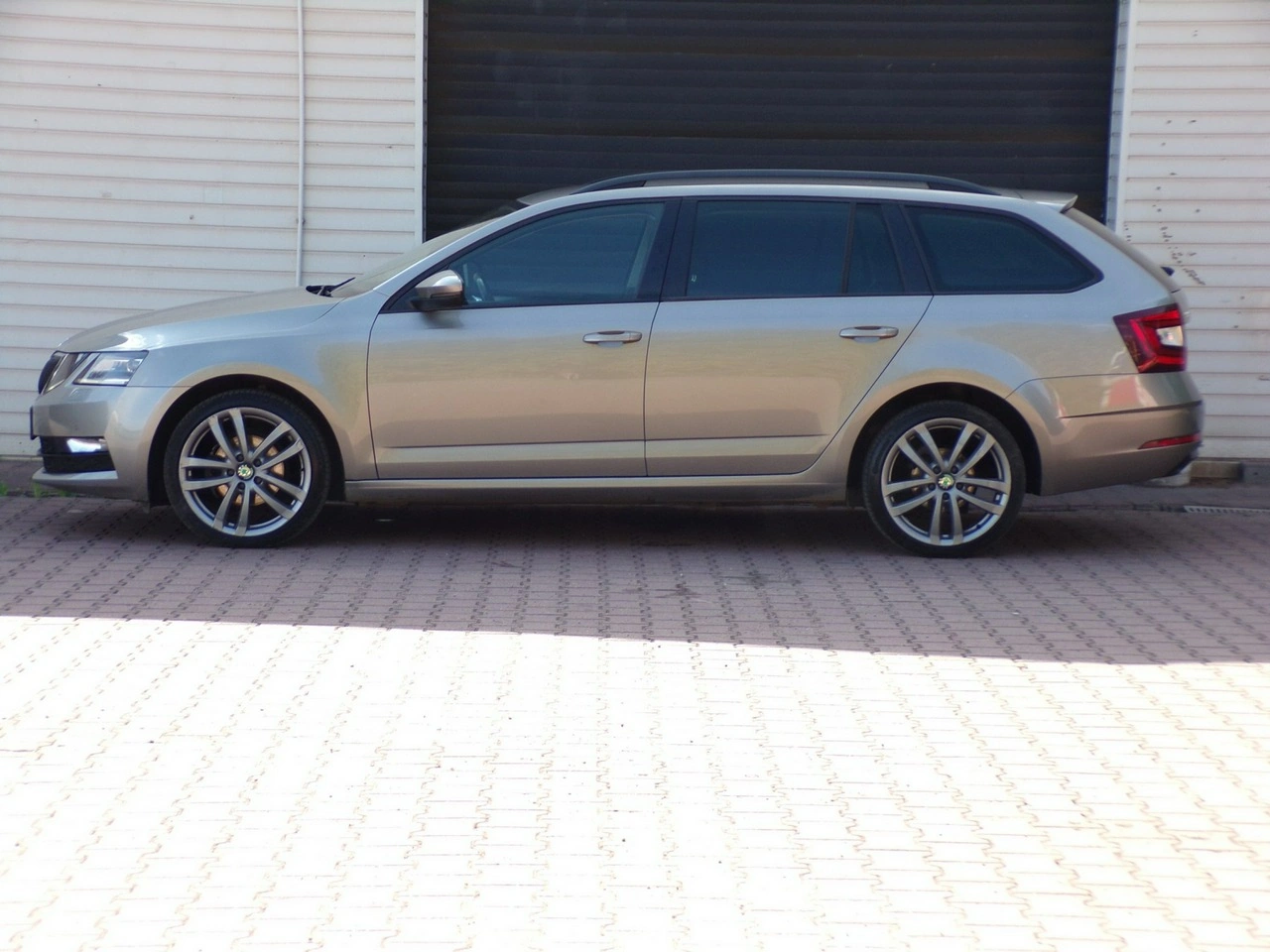 Skoda Octavia - Zdjęcie 6