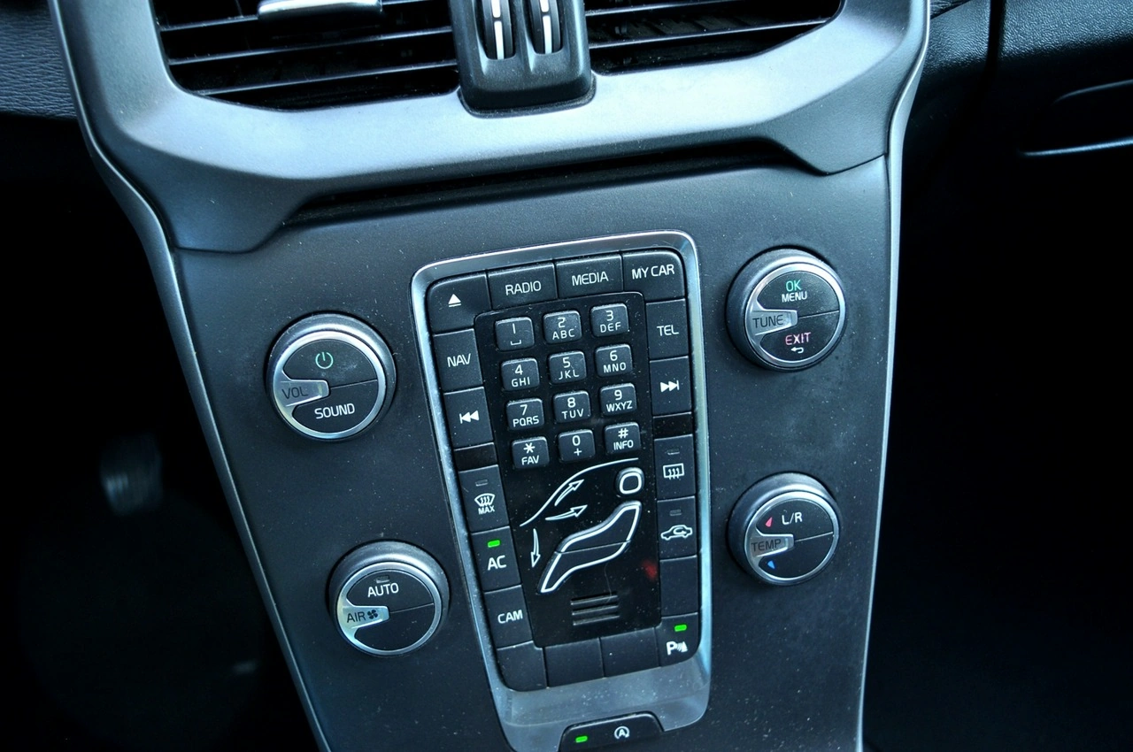 Volvo V40 - Zdjęcie 12