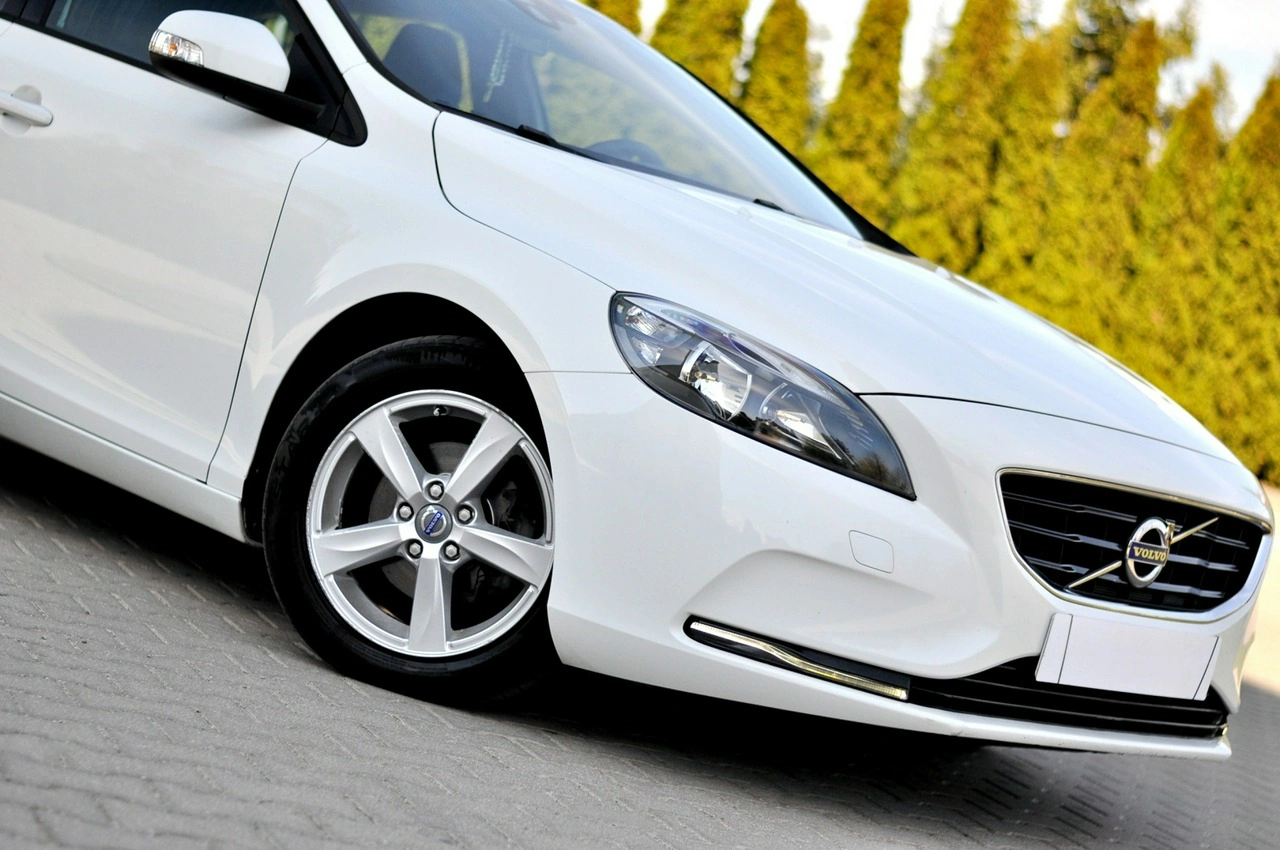 Volvo V40 - Zdjęcie 27