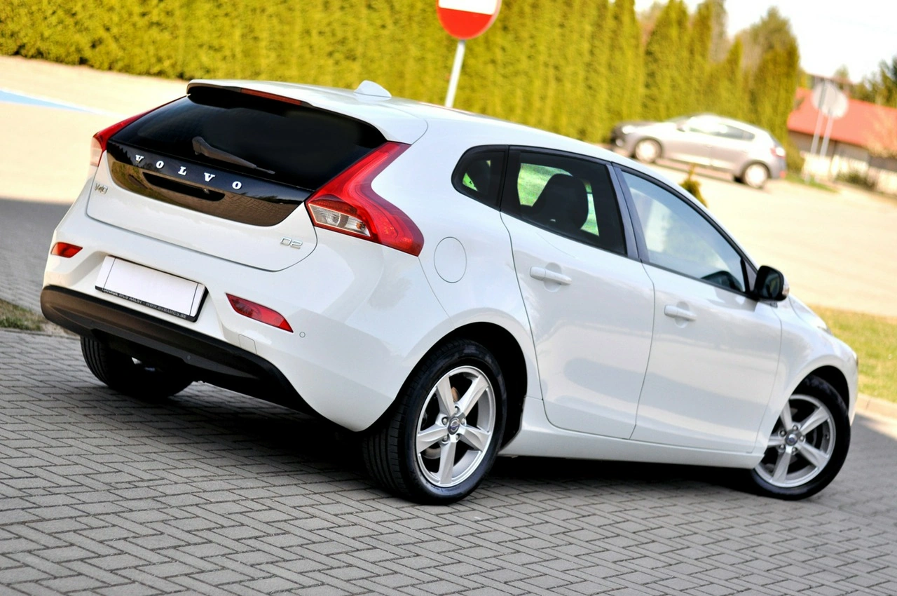 Volvo V40 - Zdjęcie 2