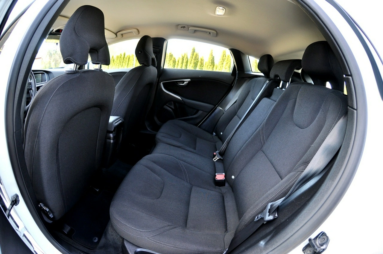 Volvo V40 - Zdjęcie 7