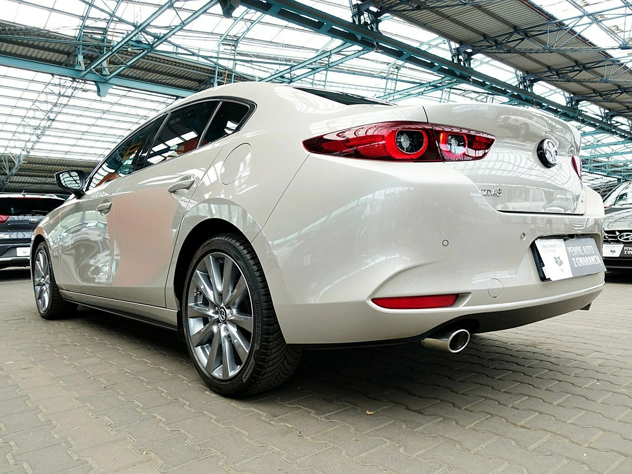 Mazda 3 - Zdjęcie 8