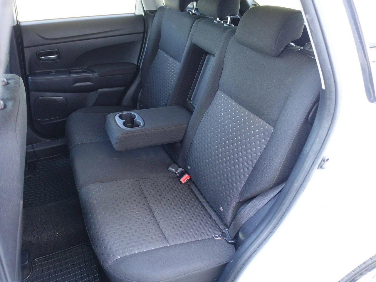 Mitsubishi ASX - Zdjęcie 16