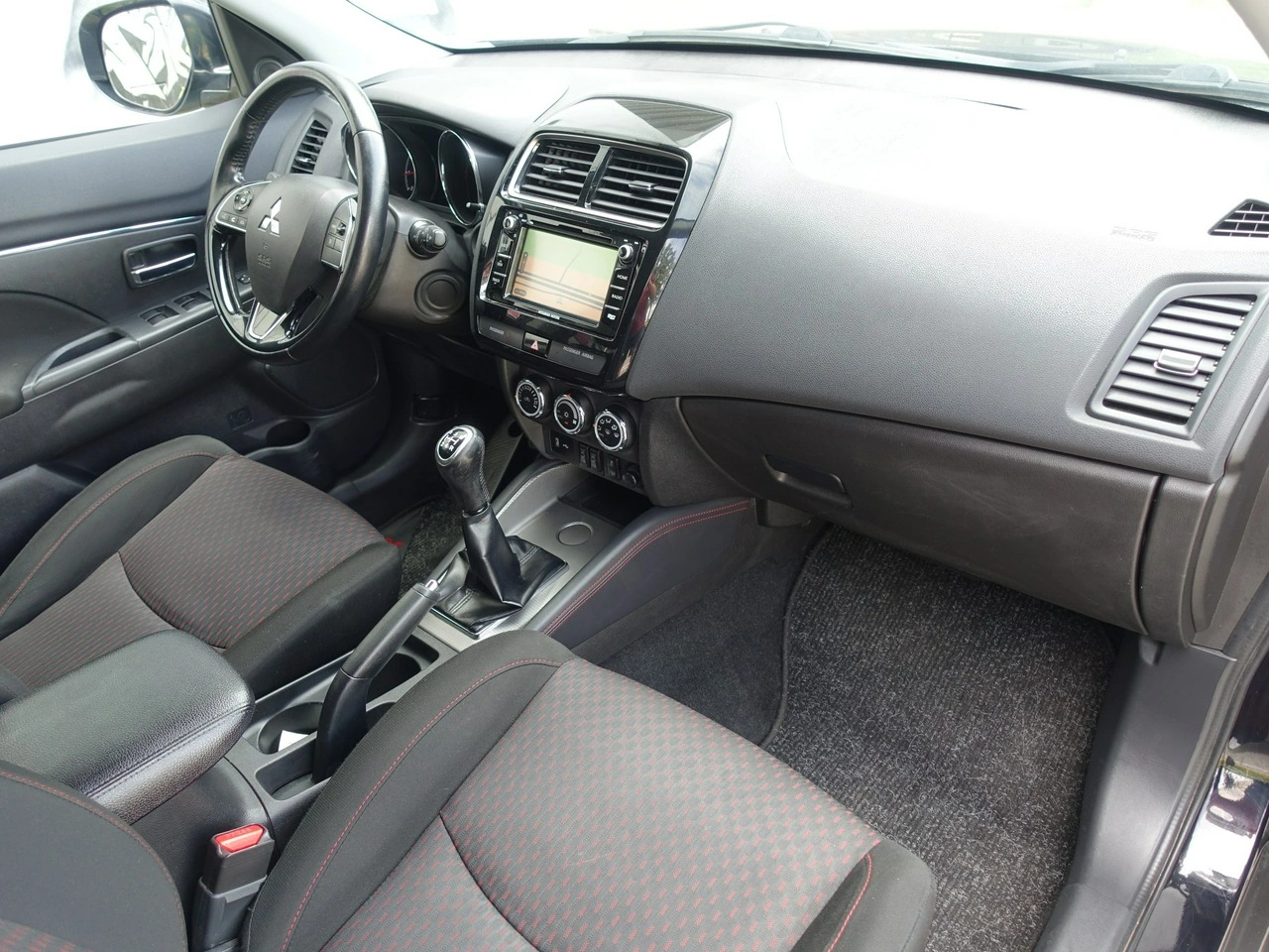 Mitsubishi ASX - Zdjęcie 23