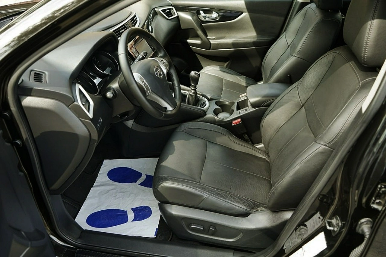 Nissan Qashqai - Zdjęcie 16