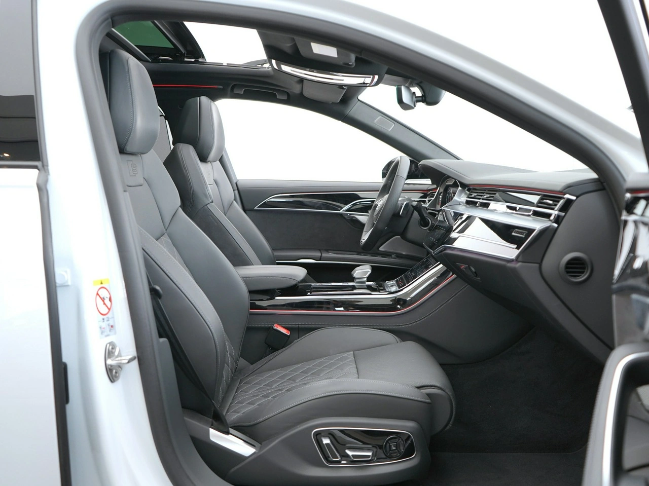 Audi A8 - Zdjęcie 27