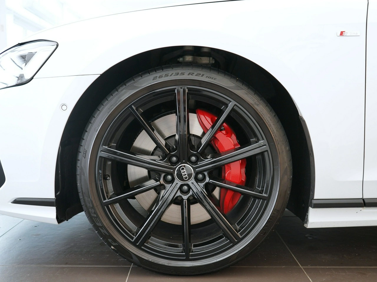 Audi A8 - Zdjęcie 6