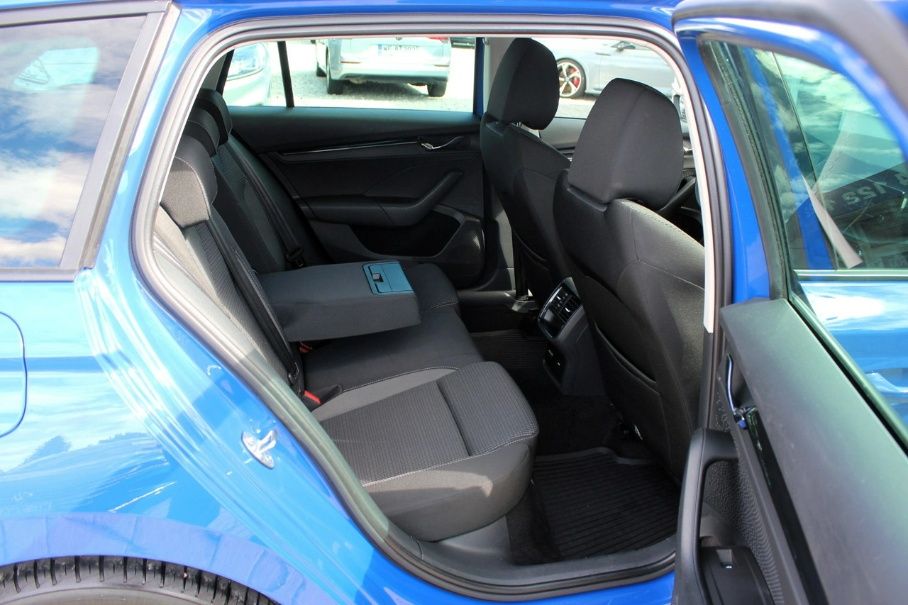 Skoda Octavia - Zdjęcie 9
