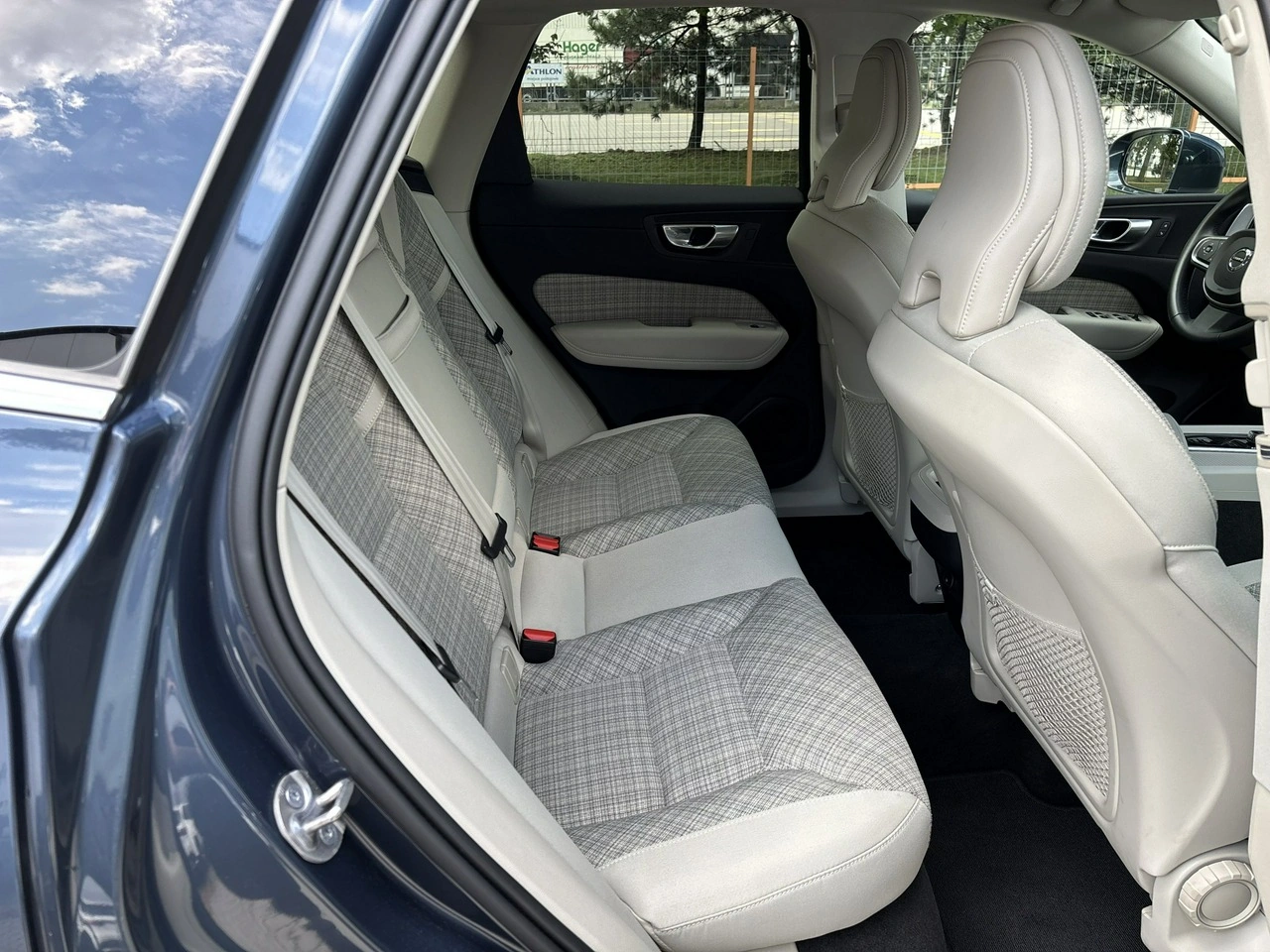 Volvo XC 60 - Zdjęcie 16