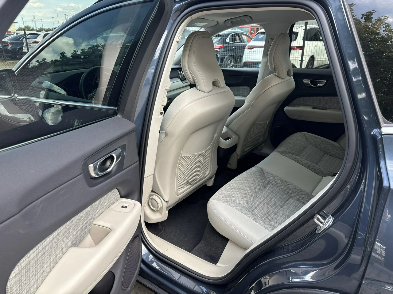 Volvo XC 60 - Zdjęcie 19