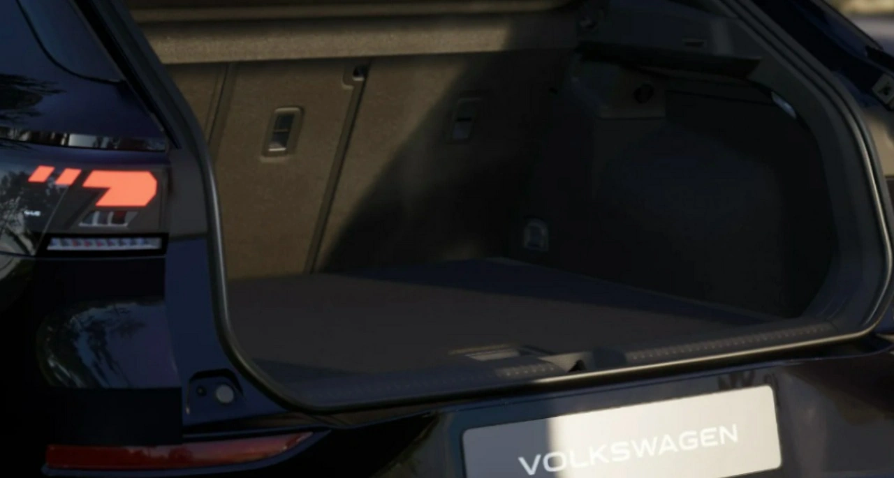 Volkswagen T-Roc - Zdjęcie 8