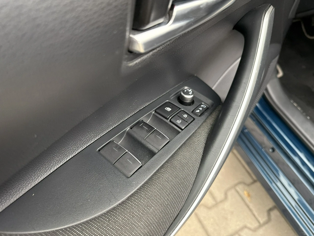 Toyota Corolla - Zdjęcie 11