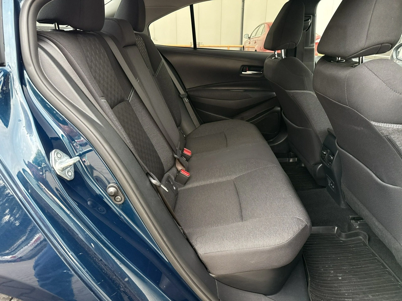 Toyota Corolla - Zdjęcie 17