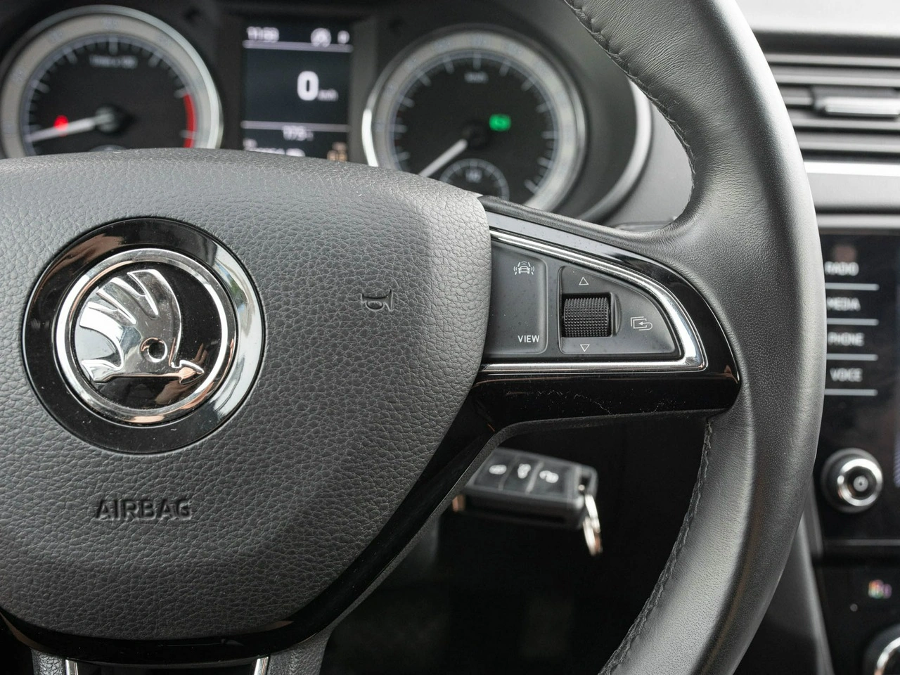 Skoda Octavia - Zdjęcie 13