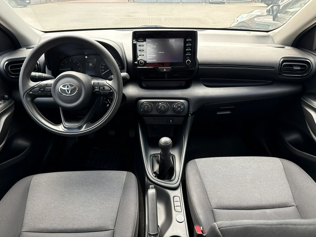 Toyota Yaris - Zdjęcie 19