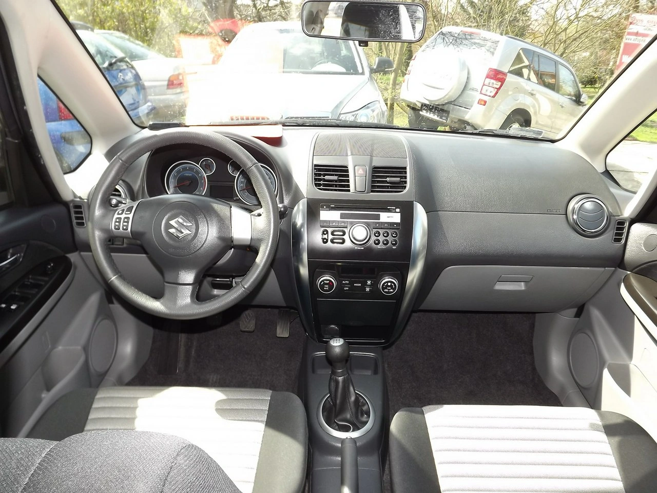 Suzuki SX4 - Zdjęcie 14