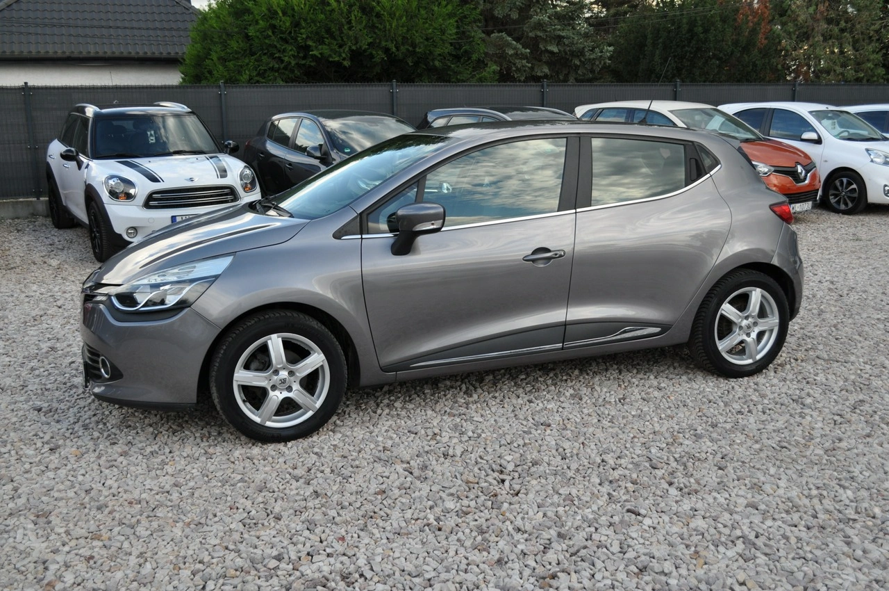 Renault Clio - Zdjęcie 12