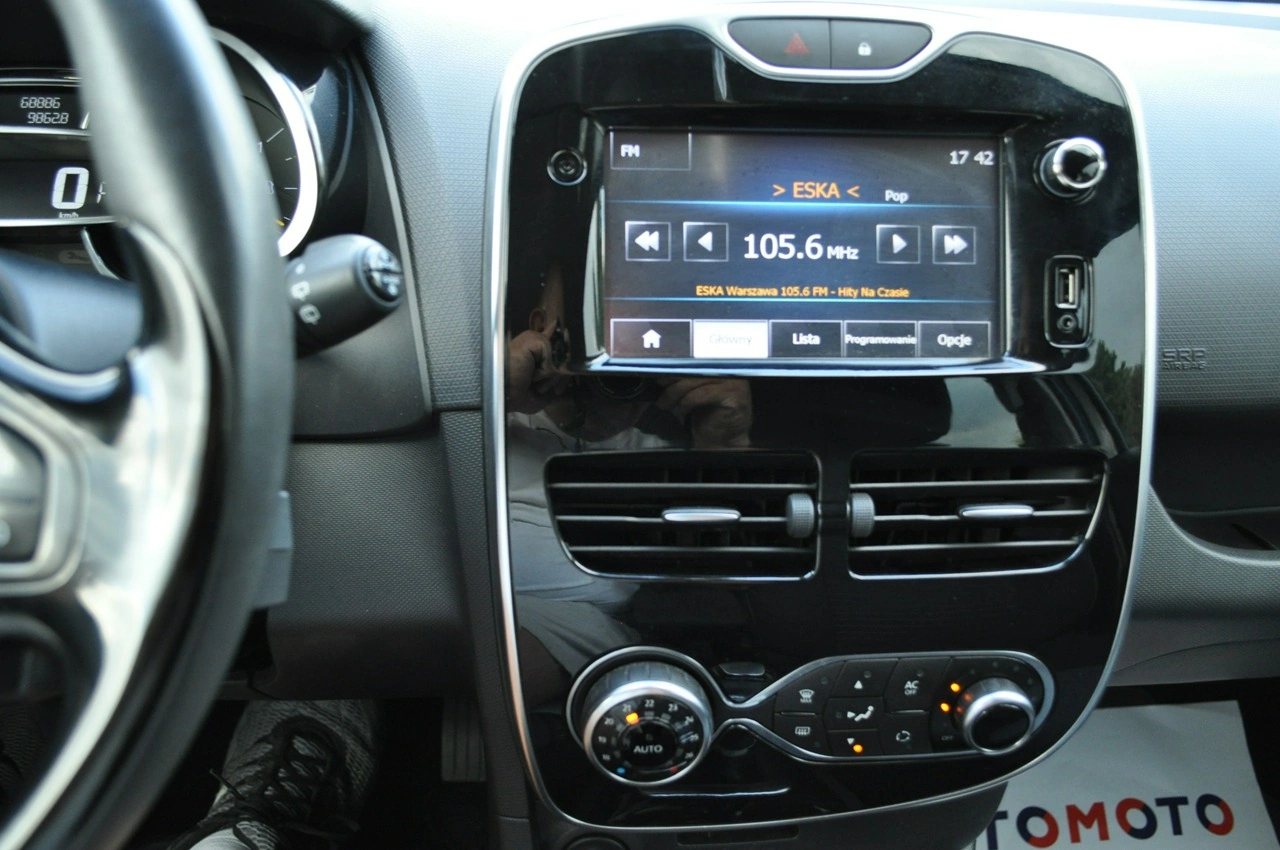 Renault Clio - Zdjęcie 20