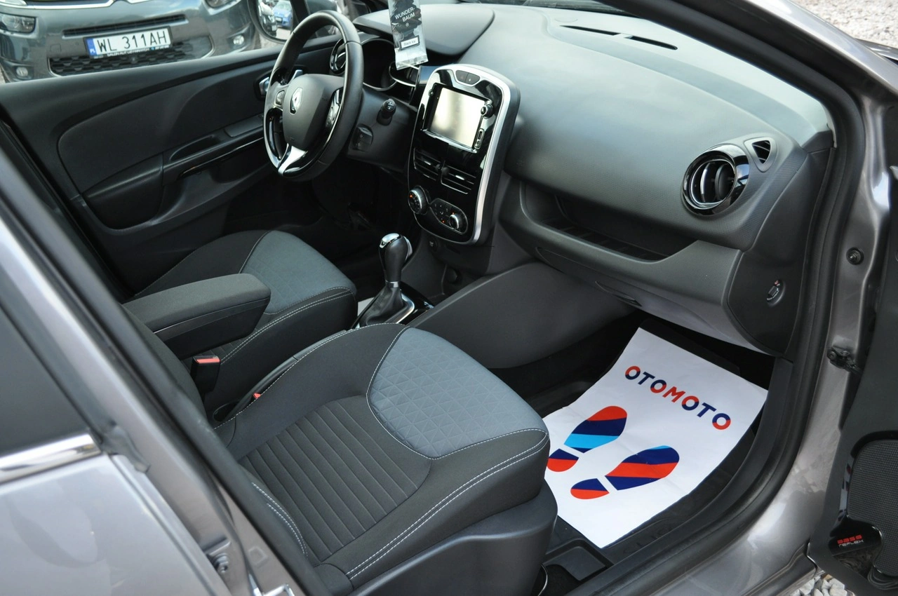 Renault Clio - Zdjęcie 26