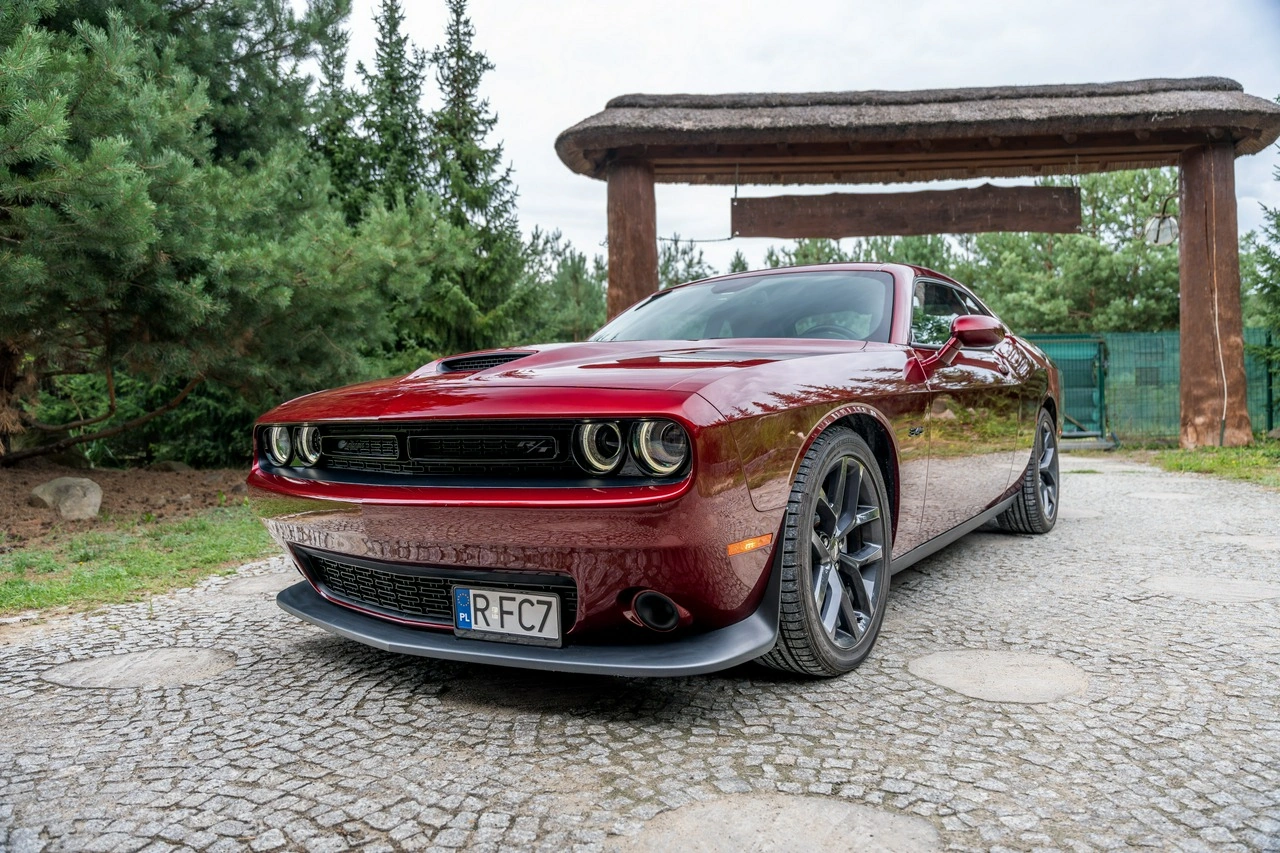 Dodge Challenger - Zdjęcie 11