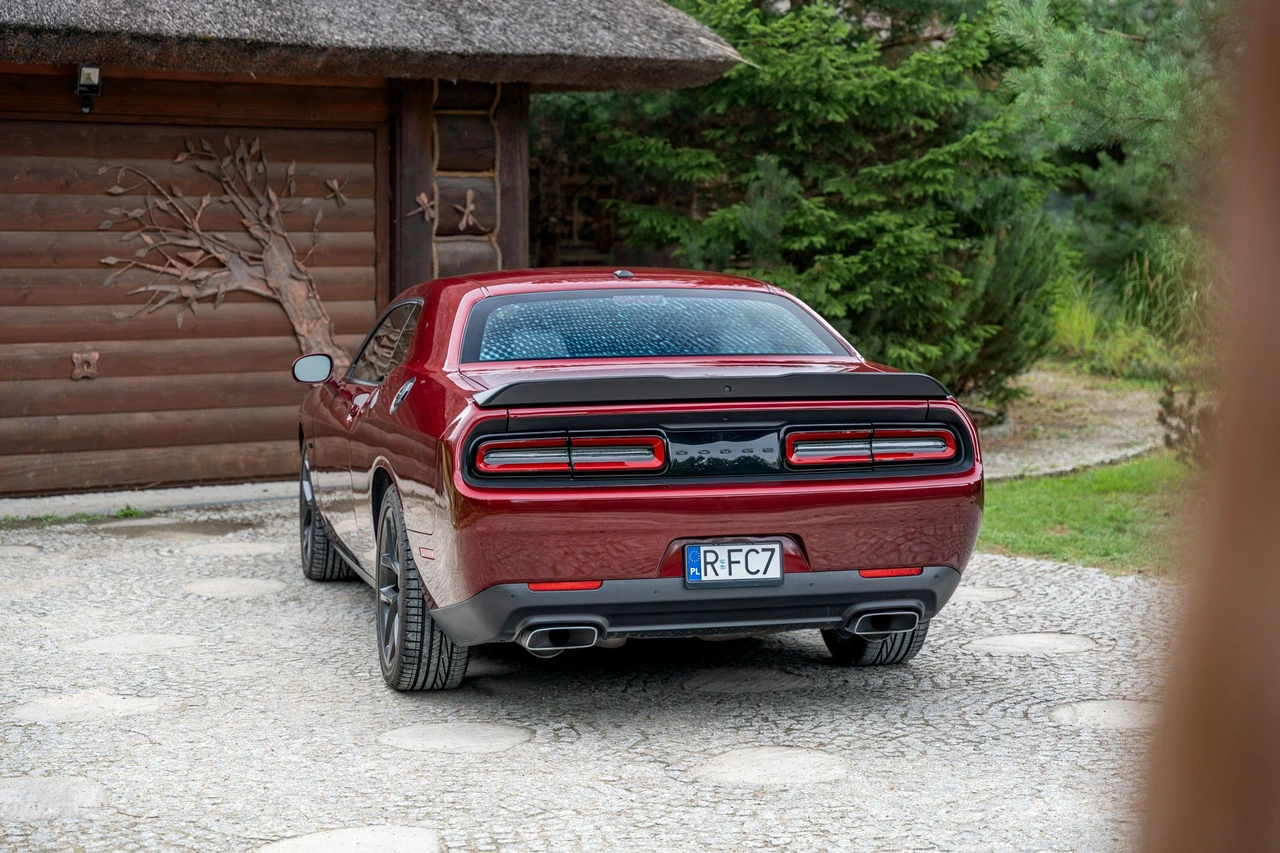 Dodge Challenger - Zdjęcie 29