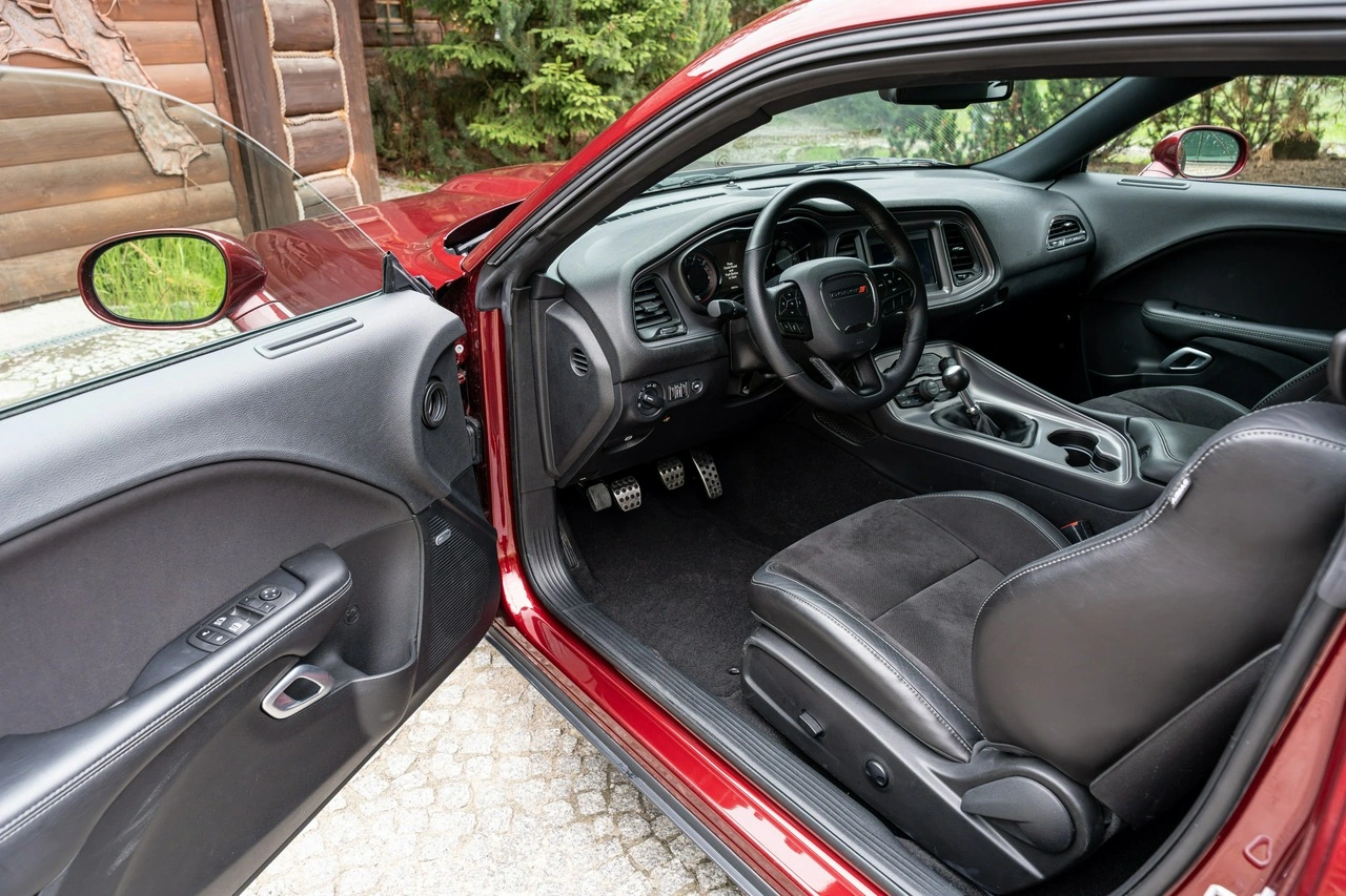 Dodge Challenger - Zdjęcie 33