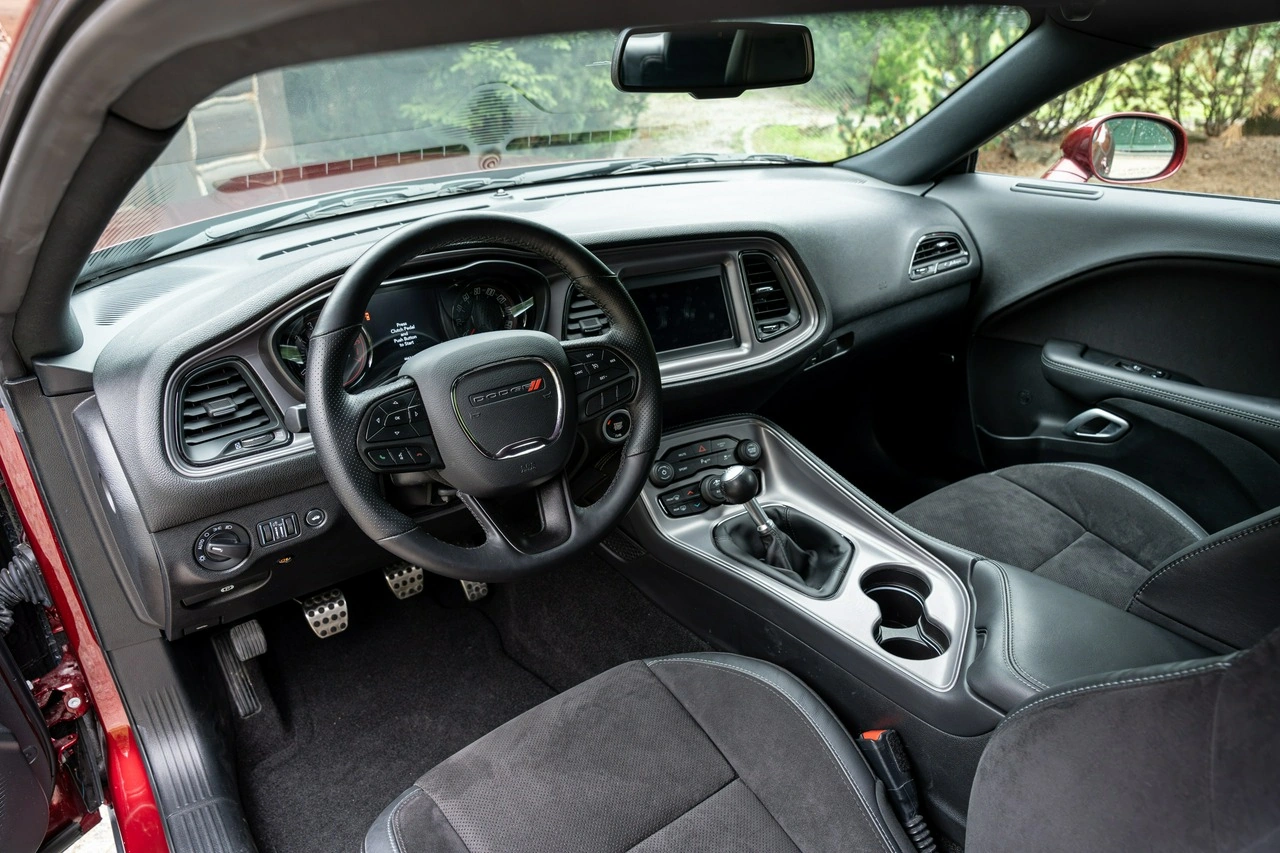 Dodge Challenger - Zdjęcie 35