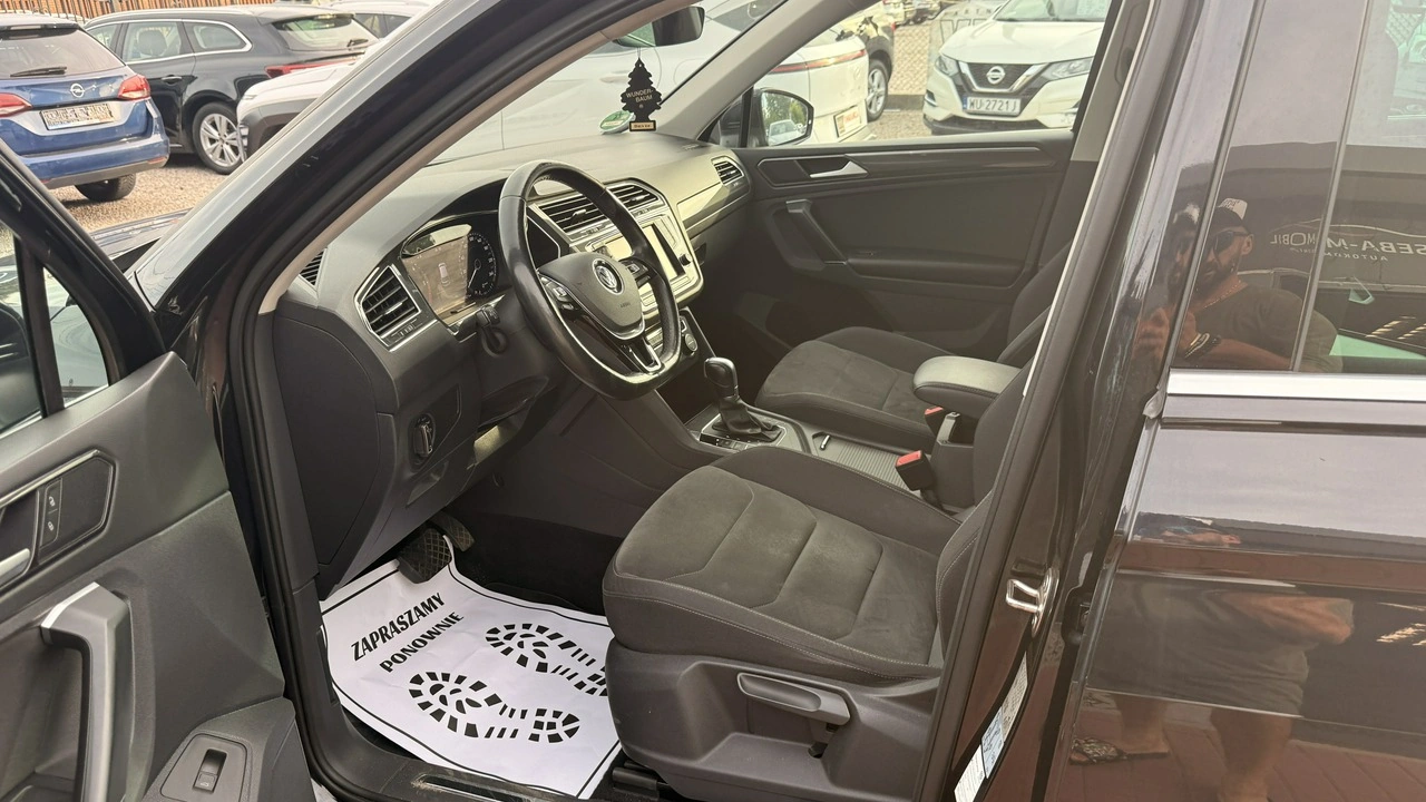 Volkswagen Tiguan - Zdjęcie 18