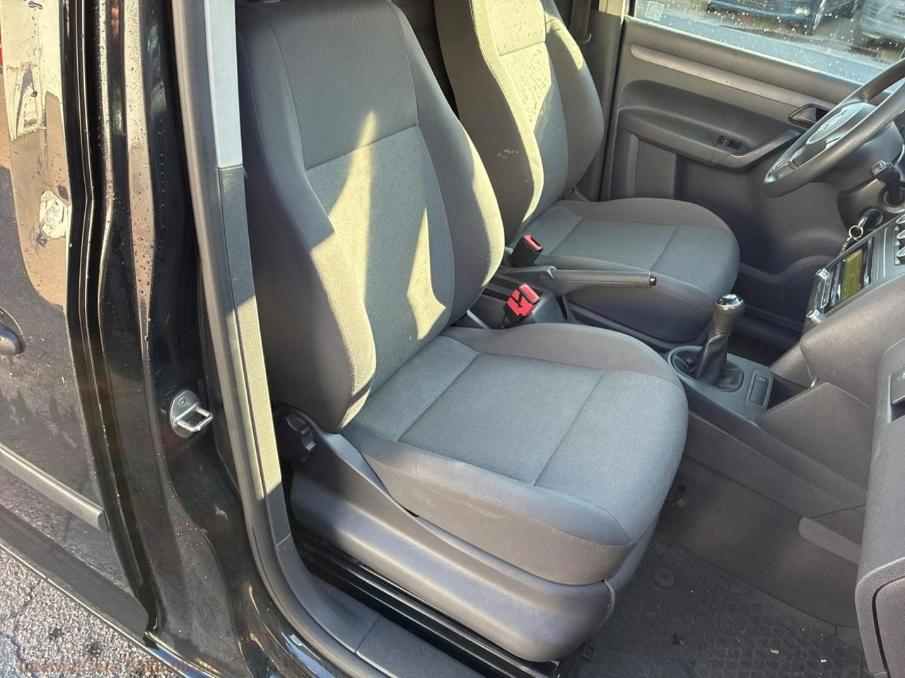 Volkswagen Caddy - Zdjęcie 10