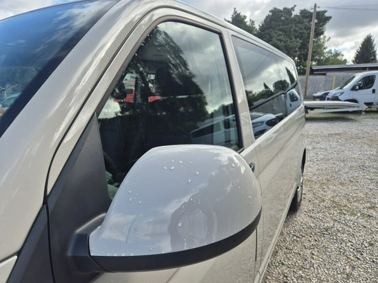 Volkswagen Transporter - Zdjęcie 11