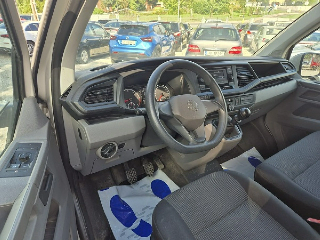 Volkswagen Transporter - Zdjęcie 16