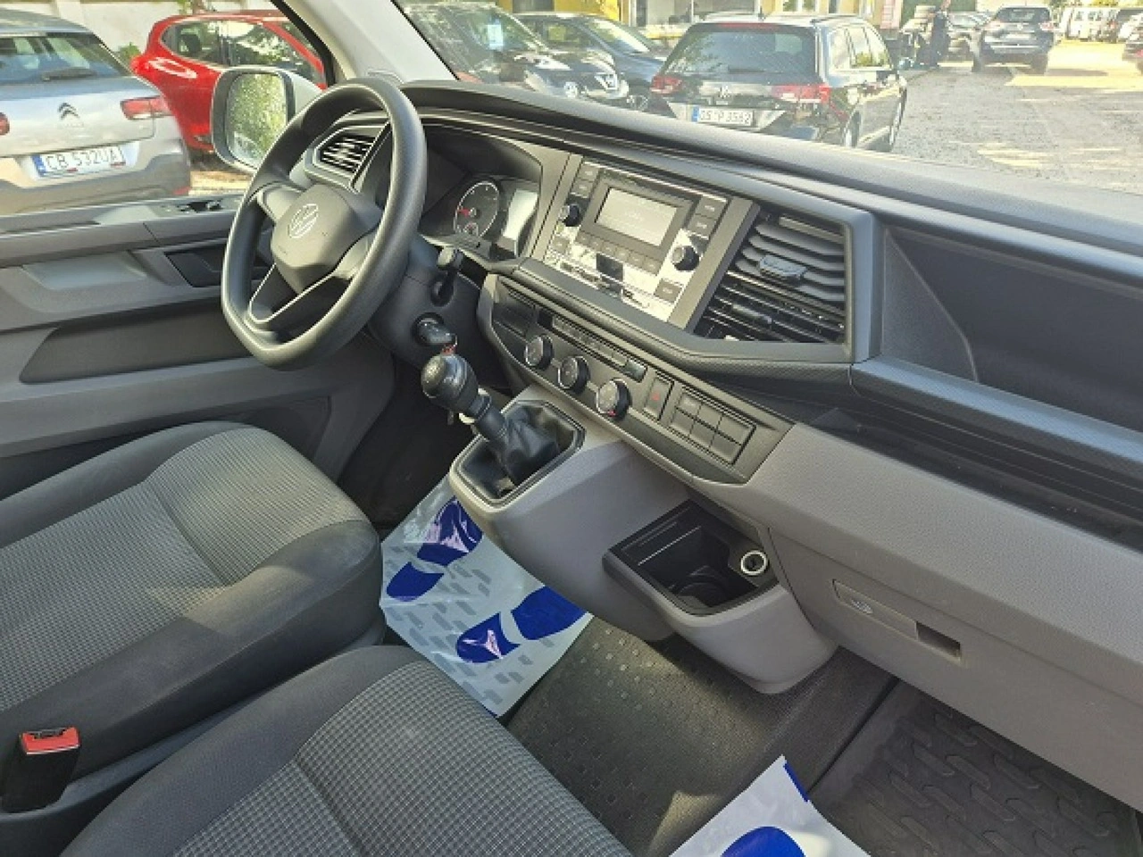 Volkswagen Transporter - Zdjęcie 17